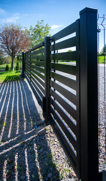 Automated driveway gate — Greater Lansing