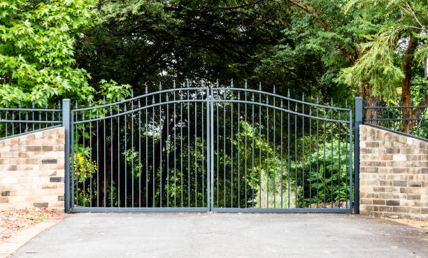 Dual-Swing Driveway Gate